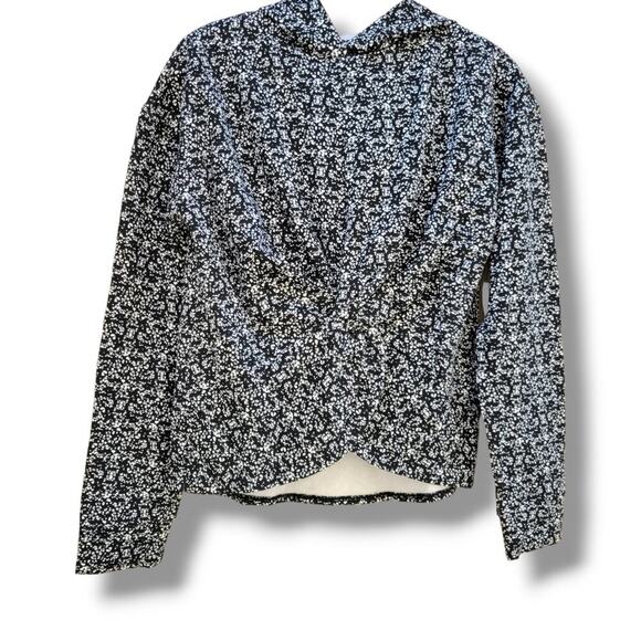 Core 10 women's front twist black and white activewear hoodie sweater  - small - Picture 1 of 8